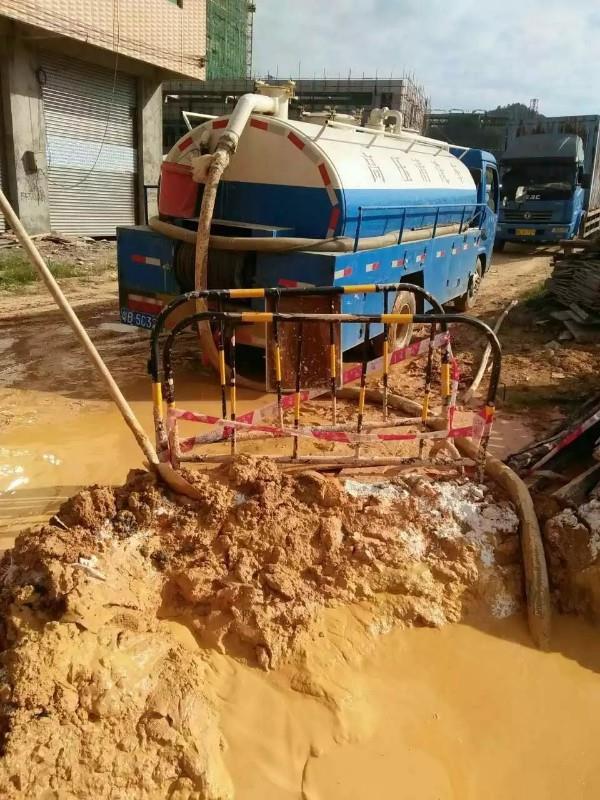 杨市办事处工地淤泥清淤