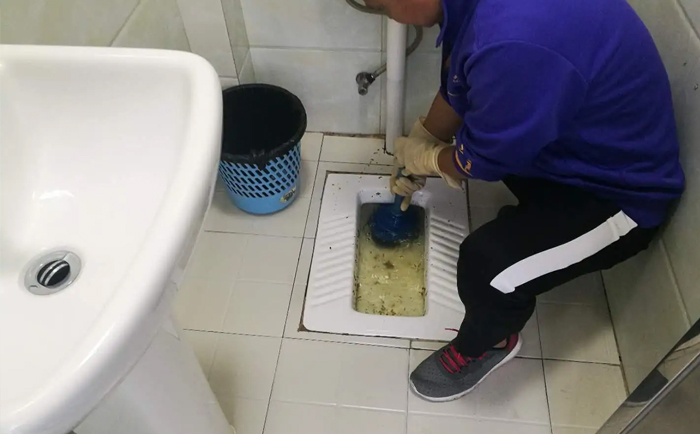 杨市办事处疏通蹲坑