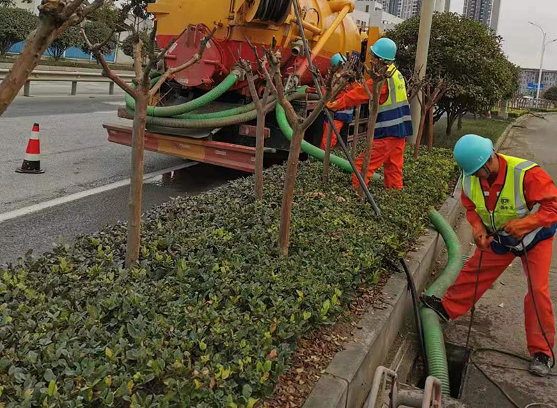 杨市办事处市政管道清淤